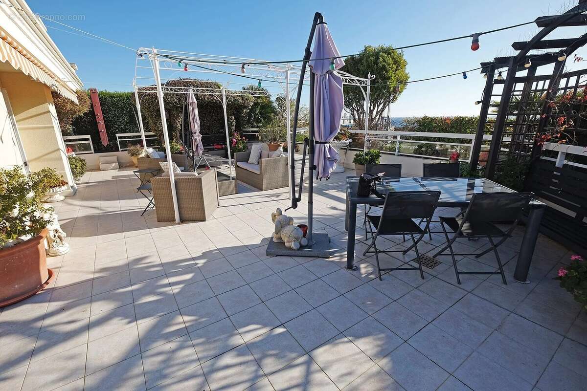Appartement à NICE