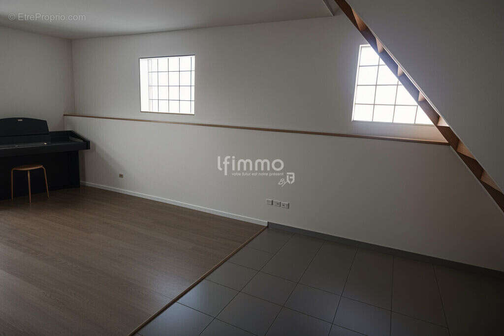 Appartement à IVRY-SUR-SEINE