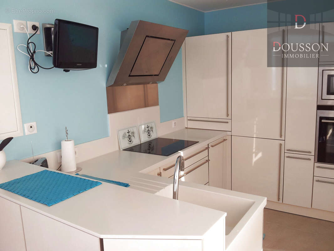 A vendre-appartement t4+ cellier et parking vue mer 360 o - photo 4