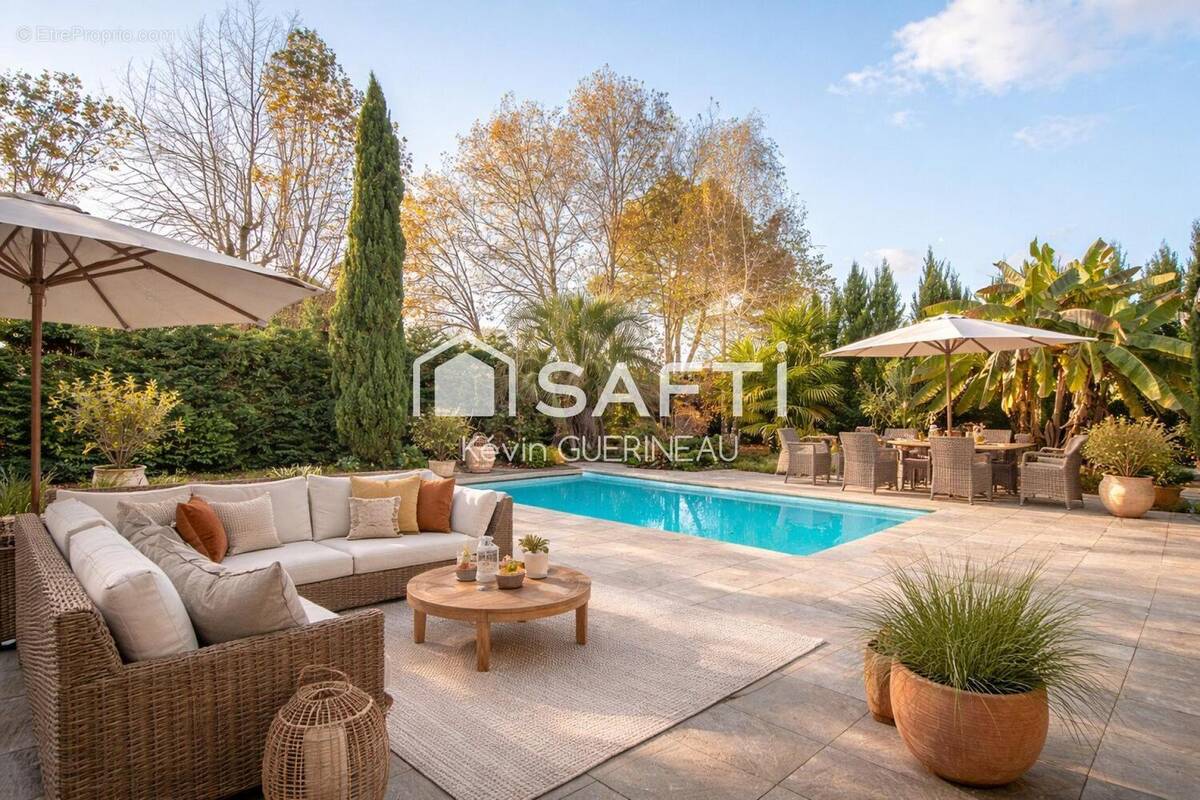 Photo 1 - Maison à BLANQUEFORT