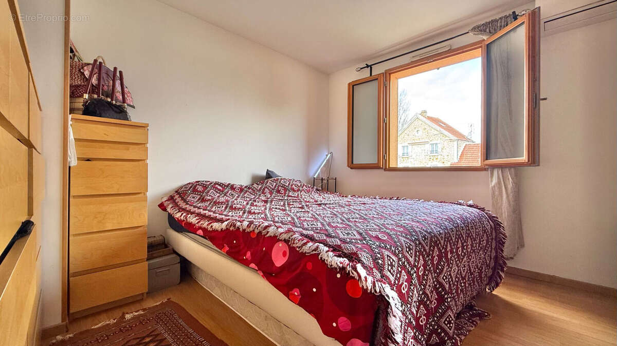 Maison à CORBEIL-ESSONNES