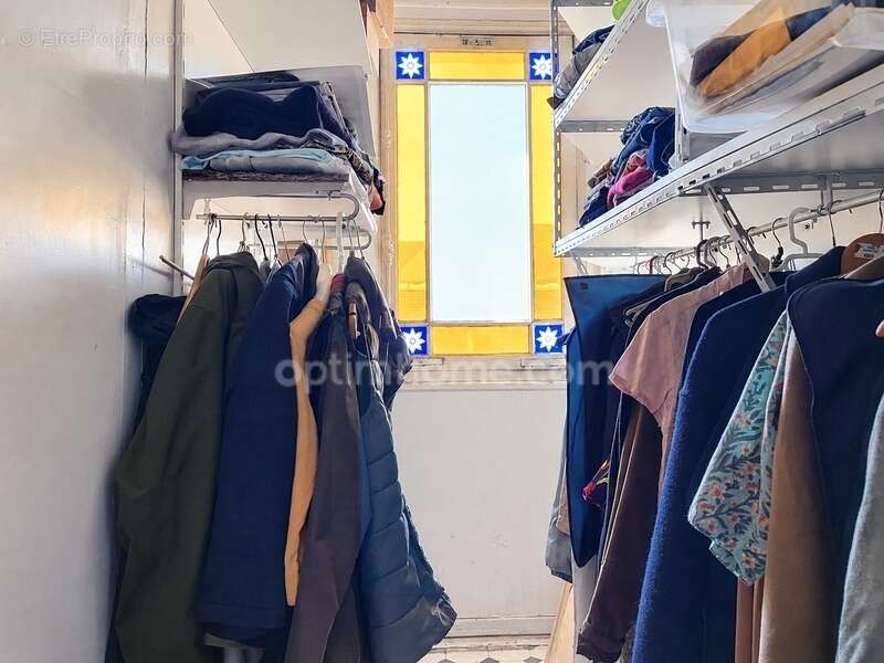 Appartement à LA GARENNE-COLOMBES