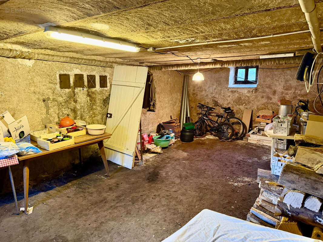 Maison à LA LONGINE