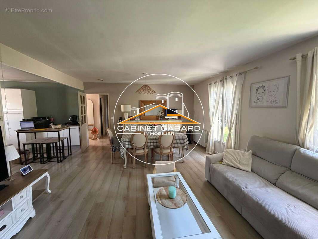 Maison à BRAIN-SUR-L'AUTHION