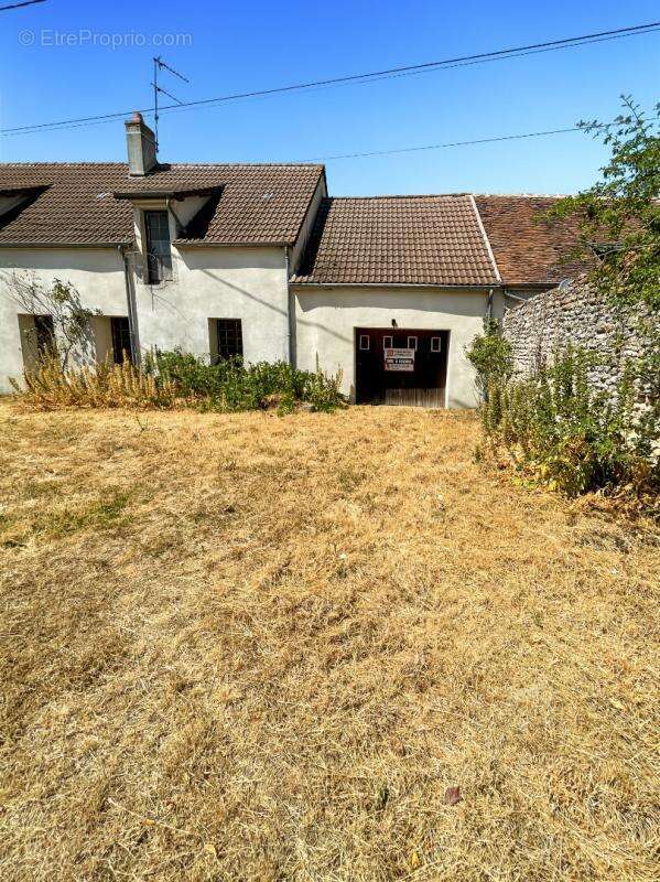 Amoureux de la rénovation, ce projet est fait pour vous à Chavannes - photo 8