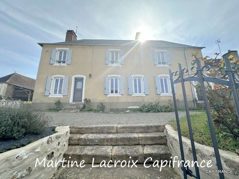 Dpt SARTHE (72), à vendre SCEAUX SUR HUISNE (72) - MAISON BOURGEOISE  P8 de 220 m² - Terrain de 1000 M² - photo 28