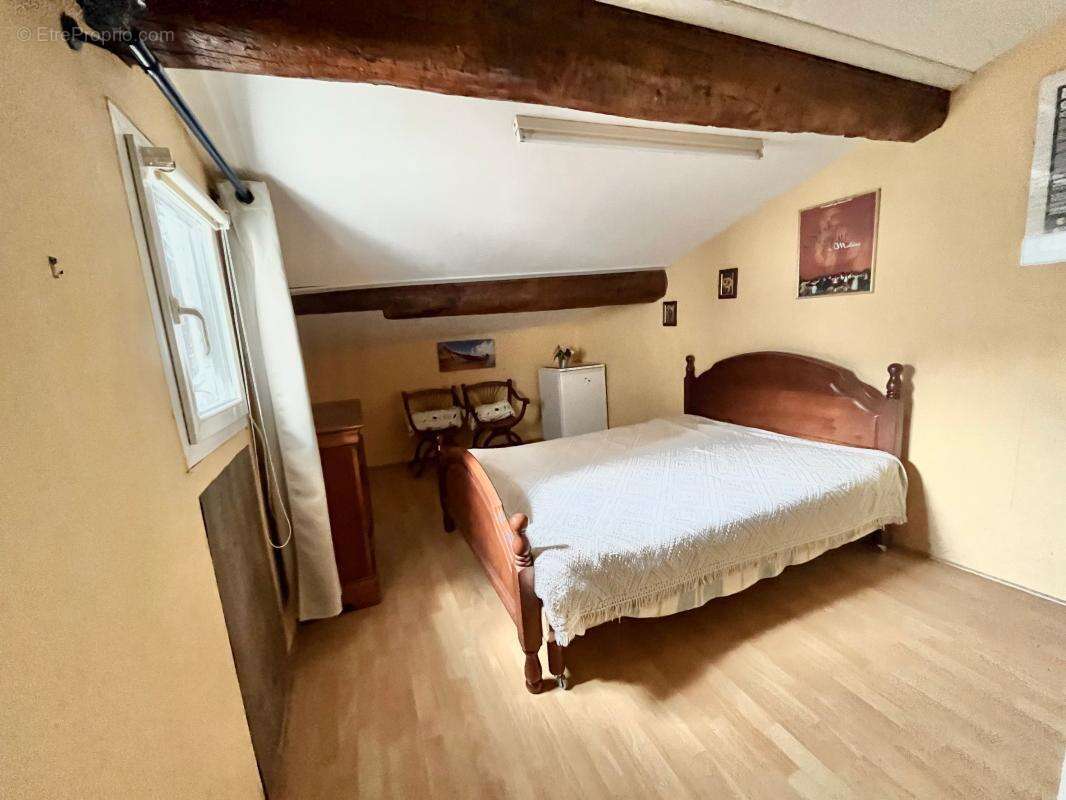 Appartement à MEZE