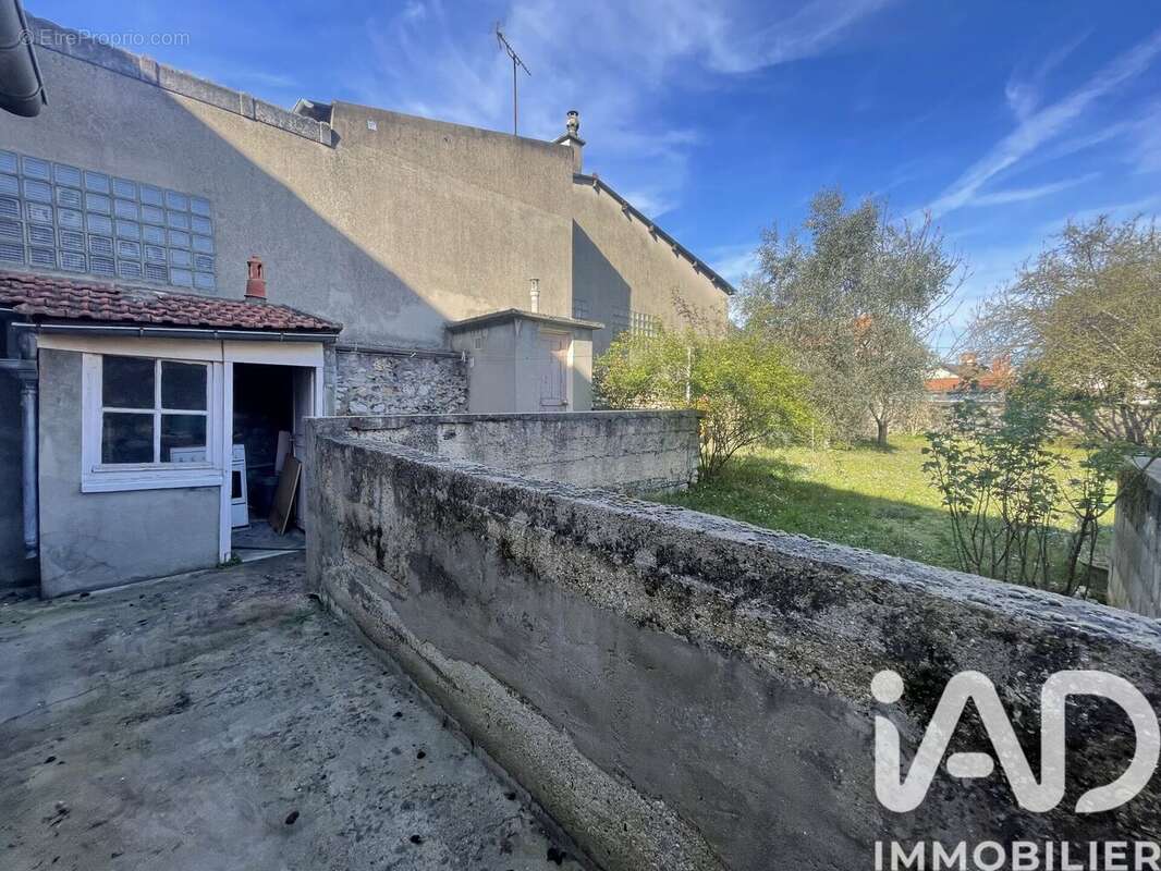 Photo 5 - Maison à VILLENEUVE-LE-ROI