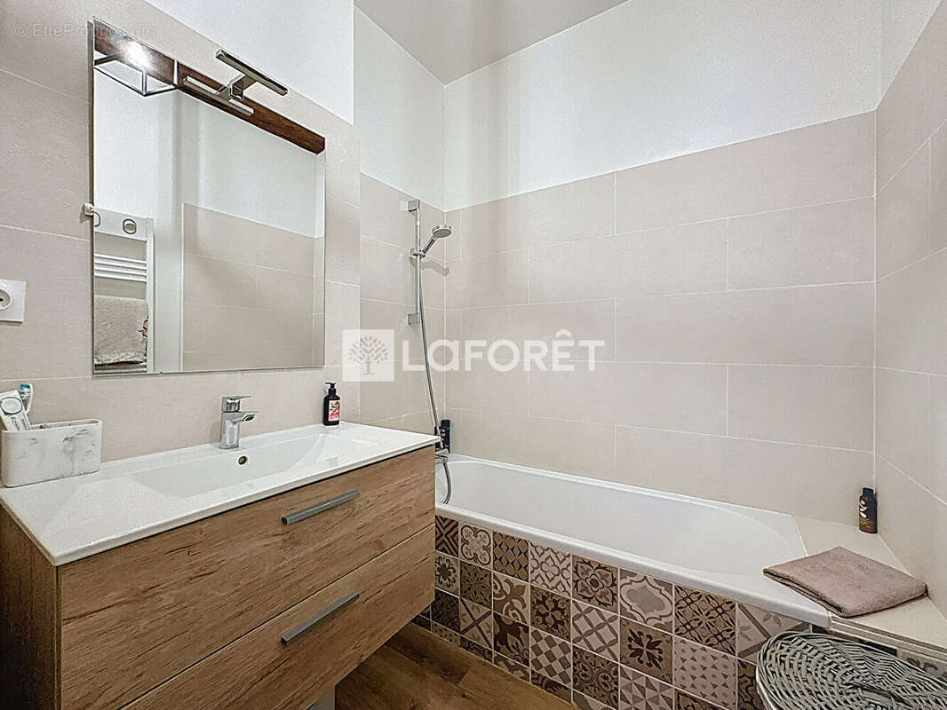 Appartement à CHATILLON-SUR-CHALARONNE