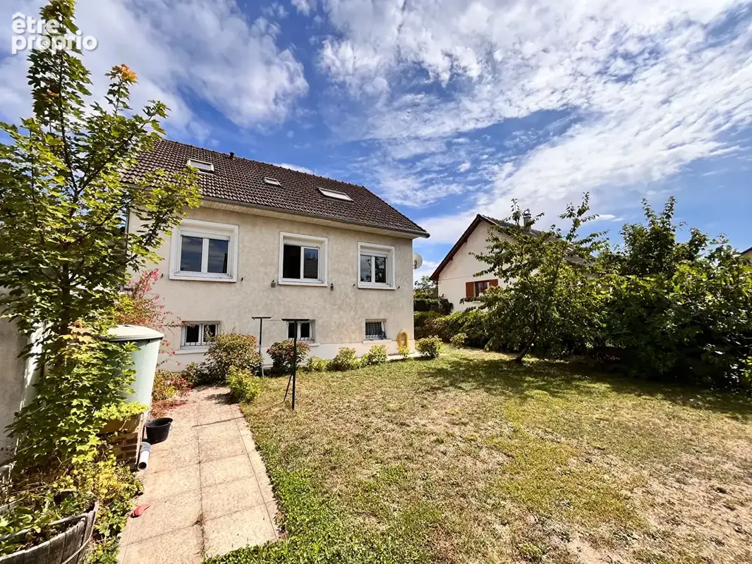 Maison à SARTROUVILLE