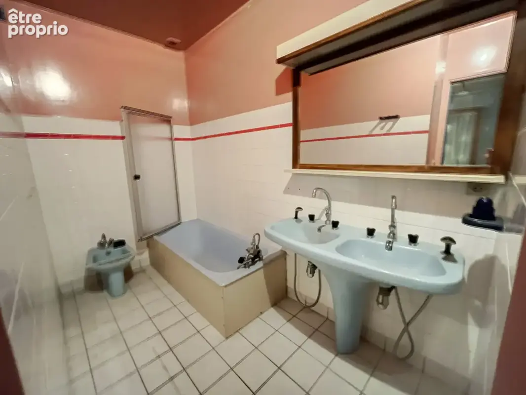 À vendre   Ensemble immobilier à fort potentiel locatif   Idéal investisseur - photo 14