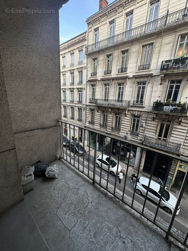 Appartement à SAINT-ETIENNE