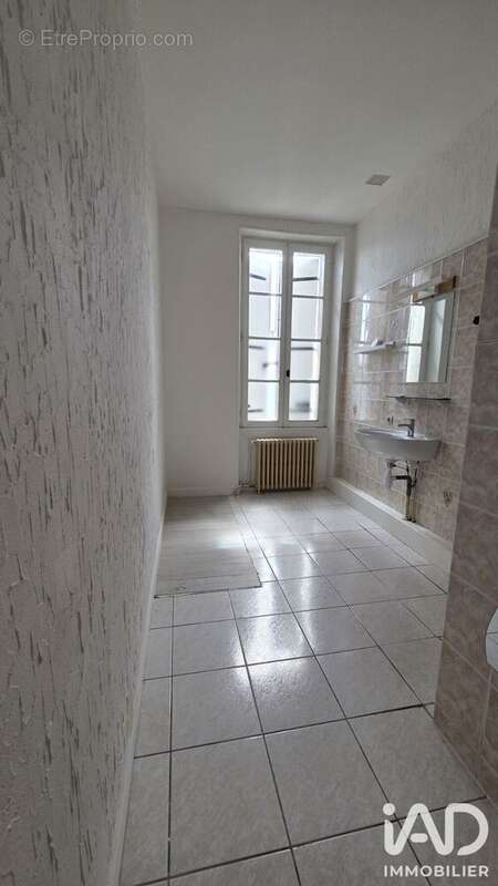 Maison 88 m² à Angouleme  - photo 9