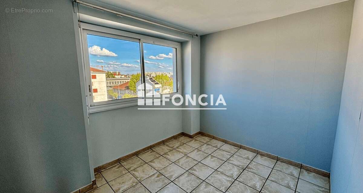 Appartement à VILLEURBANNE