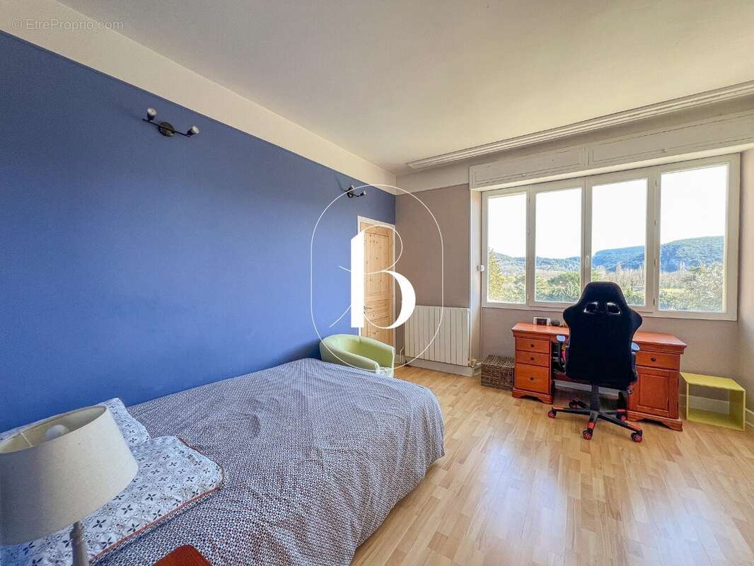 Maison à VALLON-PONT-D'ARC