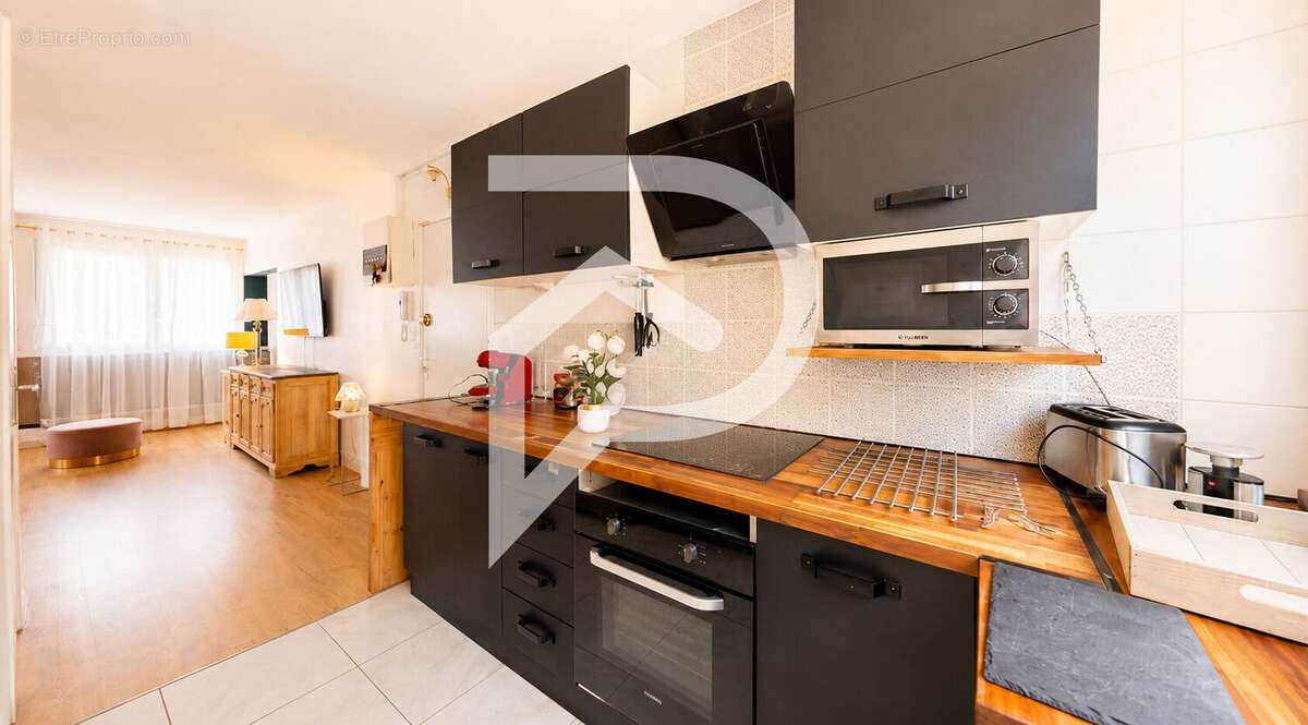 Appartement à VERNEUIL-SUR-SEINE