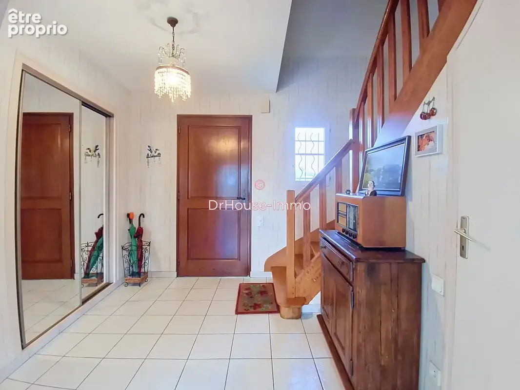 Maison 5 pièces 128 m² à vendre à Saint-Loup (50300) - photo 13
