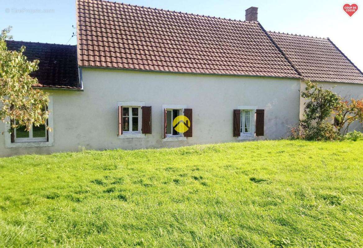 Maison à SAINT-AMAND-MONTROND