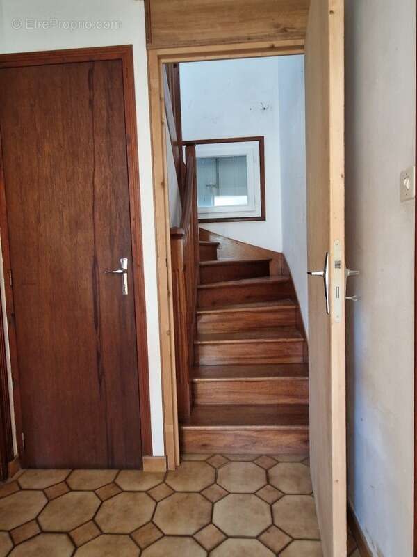 Maison à POMMERIT-LE-VICOMTE