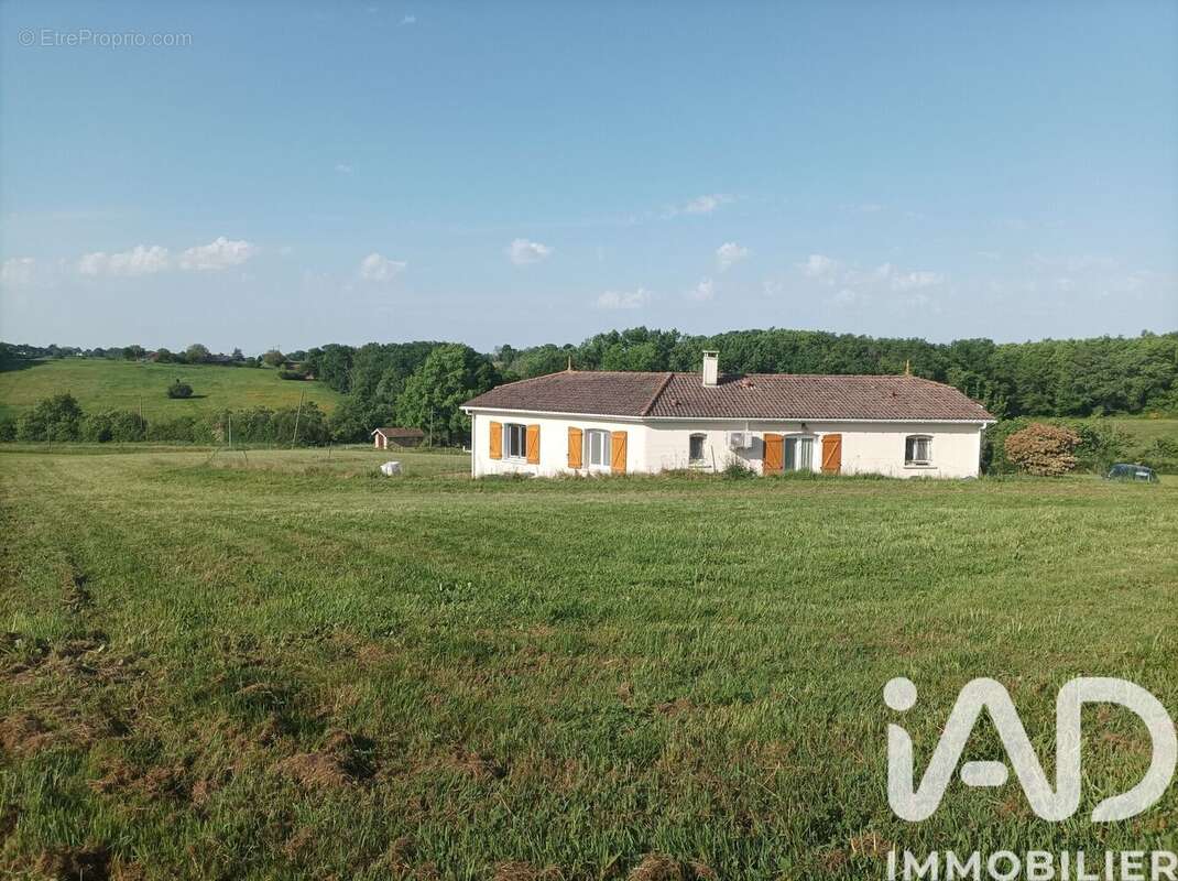 Photo 9 - Maison à VILLEBRAMAR