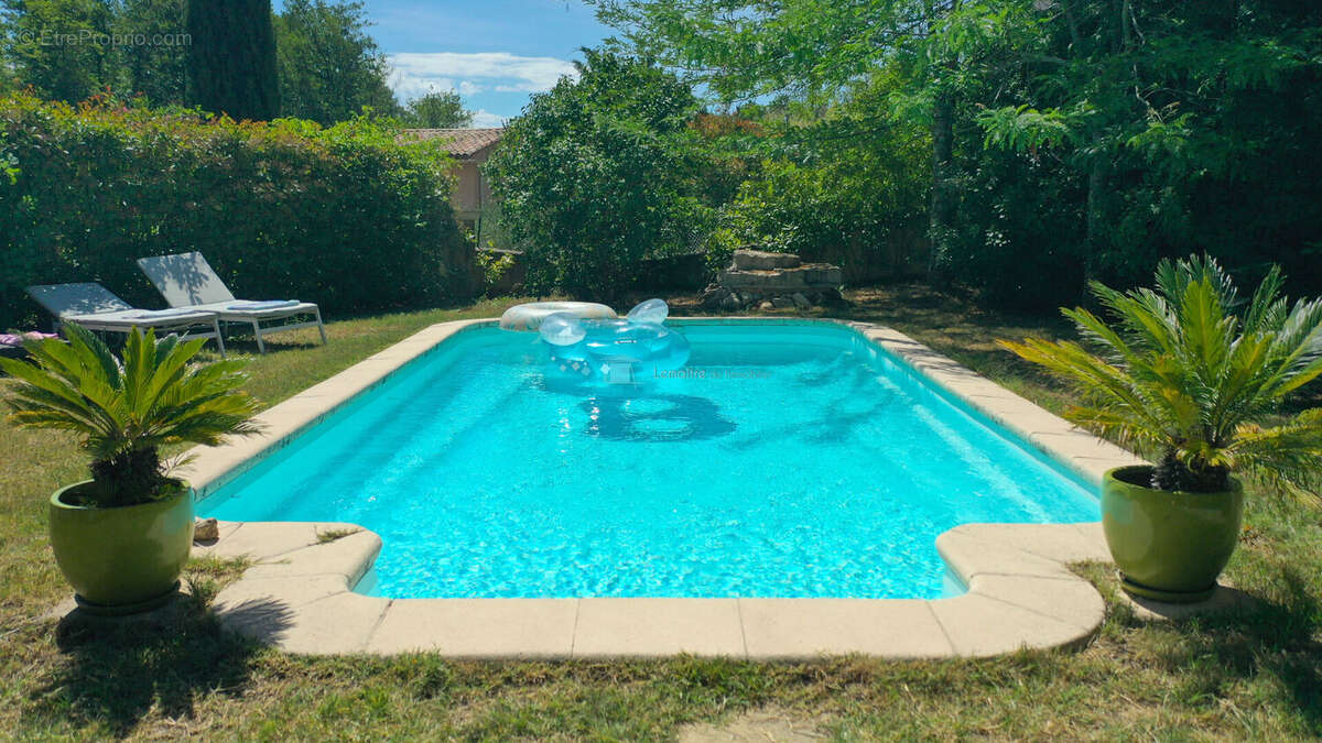 Villa Le Tignet 130 m² avec piscine et sous sol - photo 2