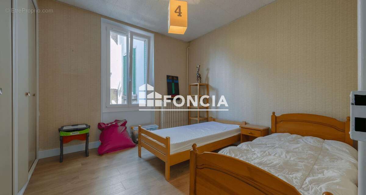 Appartement à AIX-LES-BAINS