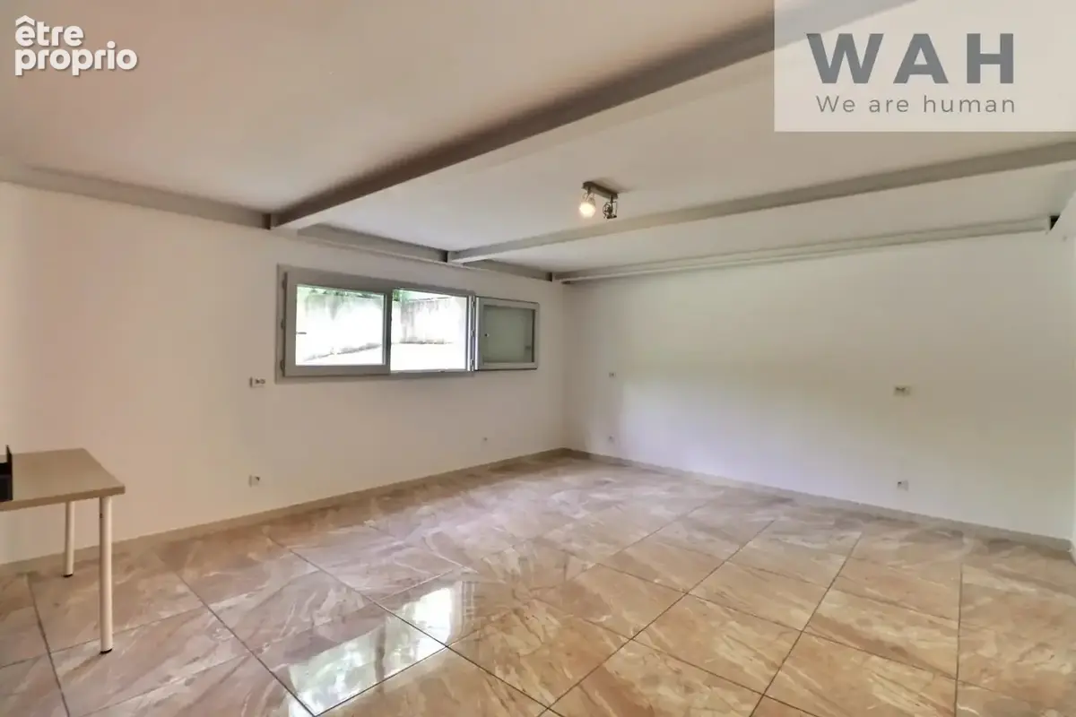 Idéal investissement - immeuble - local professionnel - plac - photo 8
