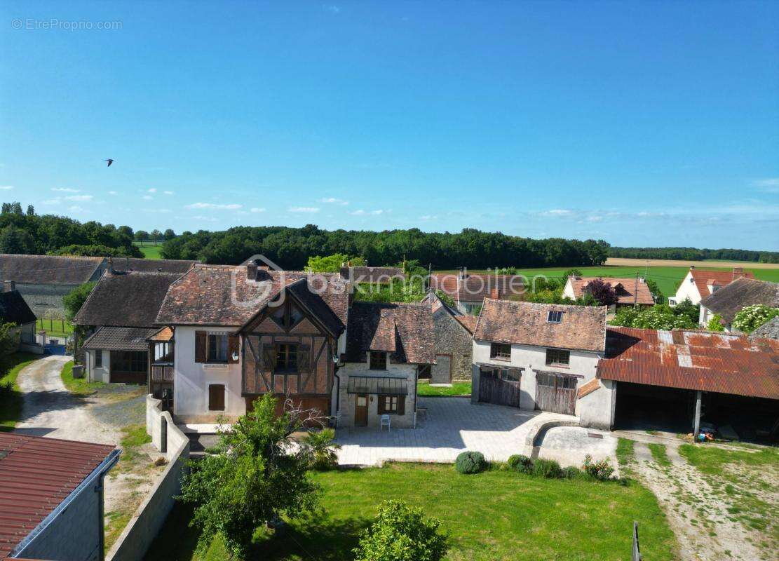 Maison à MORET-SUR-LOING