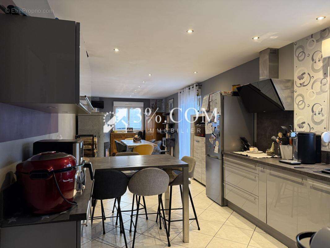 Maison à UXEGNEY