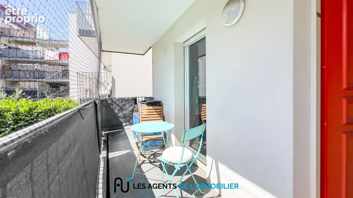 Appartement à NANTERRE