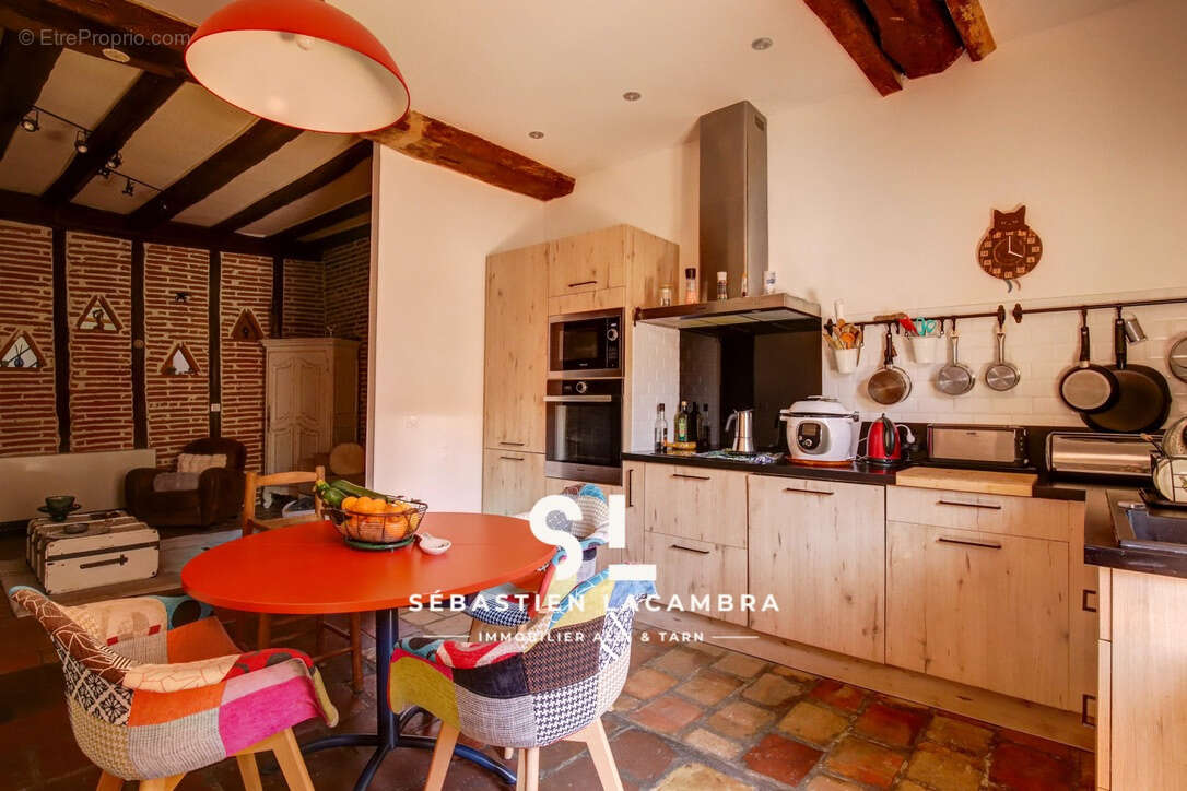 Maison à LISLE-SUR-TARN