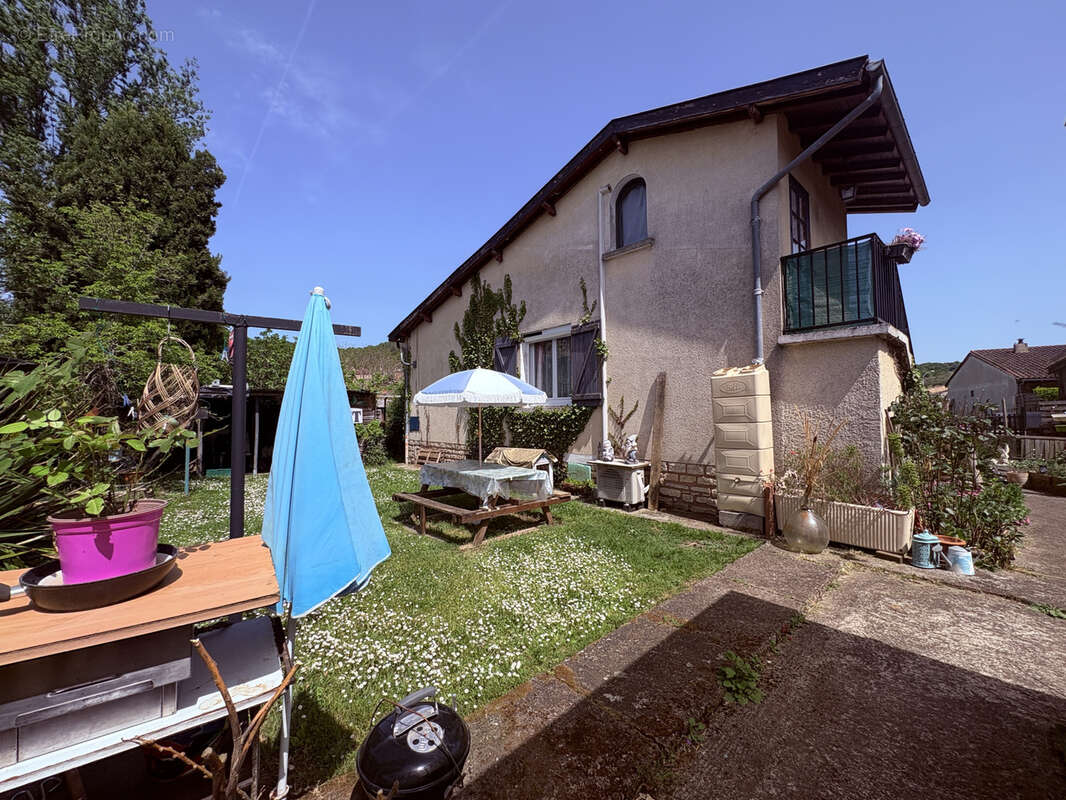 Maison à SAINT-CYPRIEN