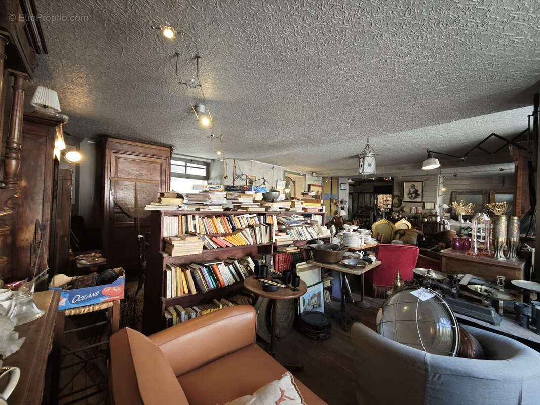 Commerce à SAINT-ESTEPHE