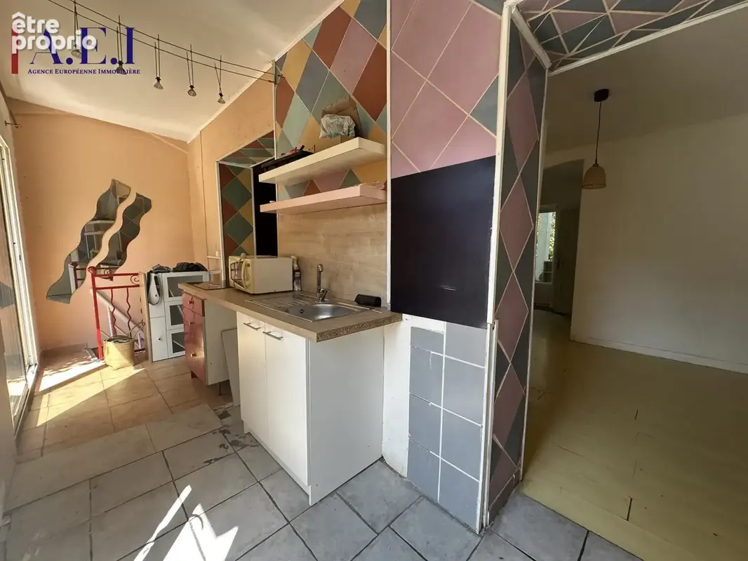 La Seyne sur mer - Appartement T2 bis avec terrasse - photo 6