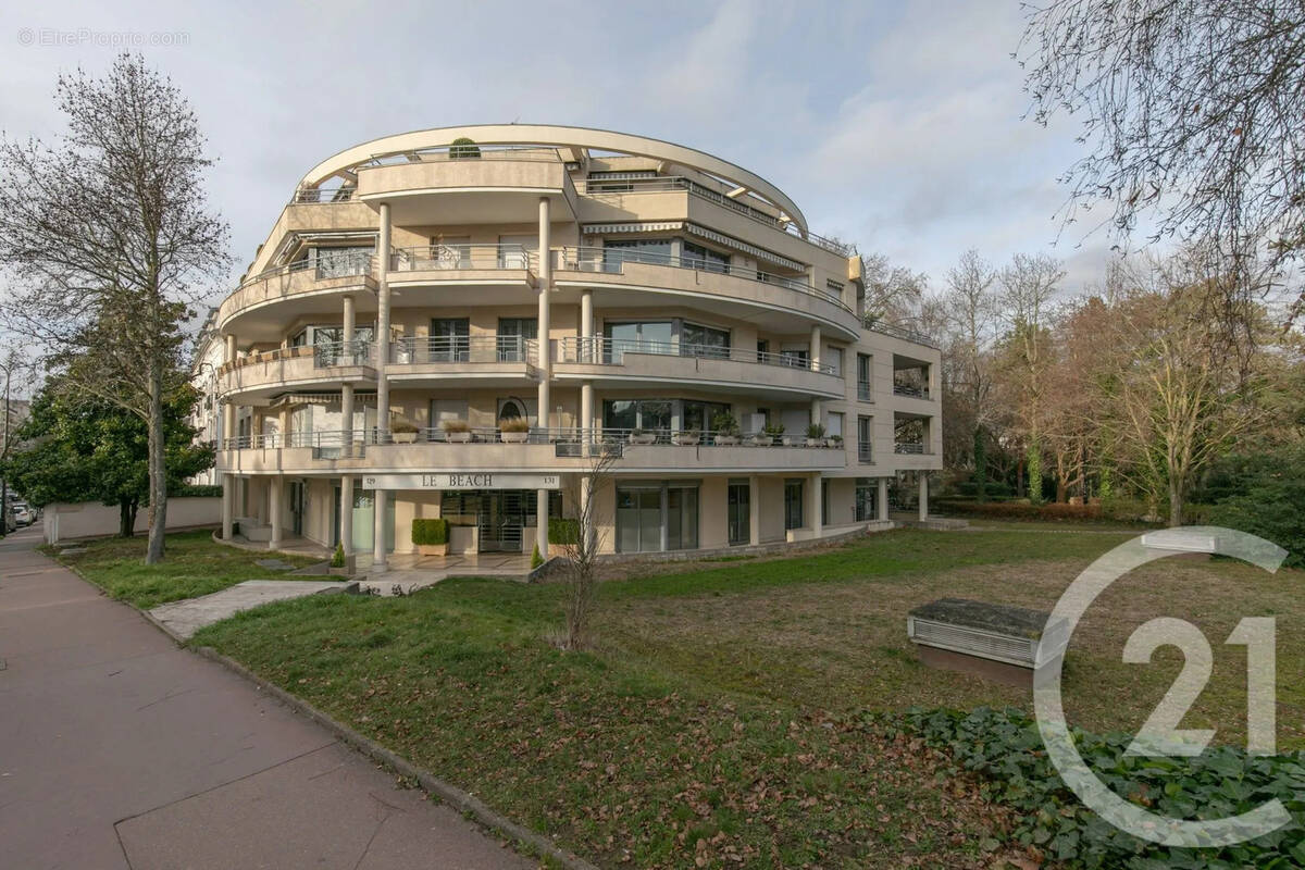 Appartement à SAINT-MAUR-DES-FOSSES