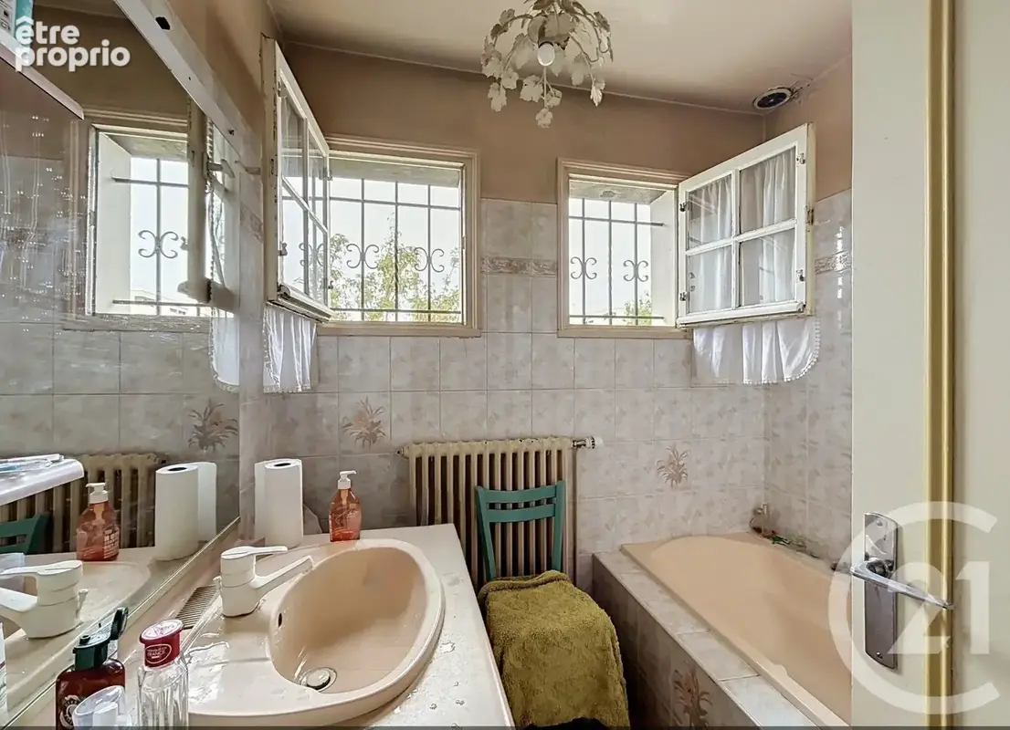 Maison 6 pièces 147 m² à vendre à Dreux (28100) - photo 8