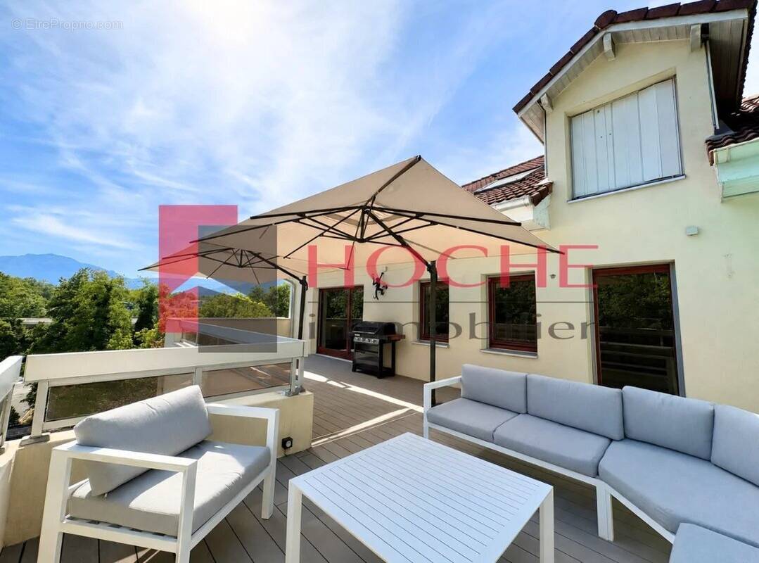 Appartement à MEYLAN