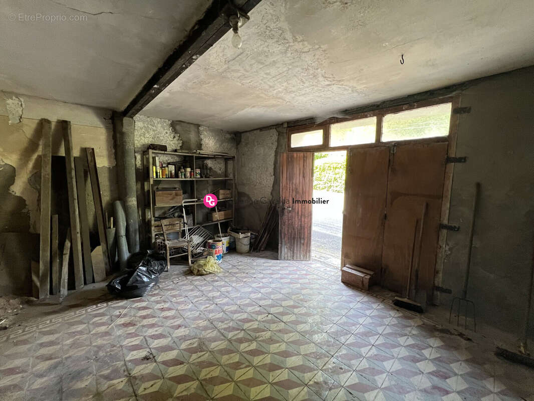 Maison 150 m² à Cransac  - photo 7