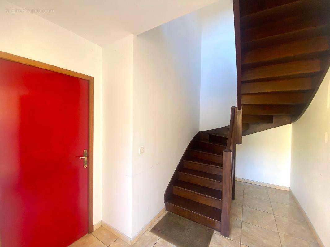 Immeuble de rapport comprenant 4 appartements T3 à vendre AIRE SUR L'ADOUR (40) - photo 2