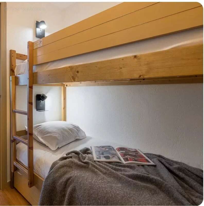 Appartement à LES ALLUES