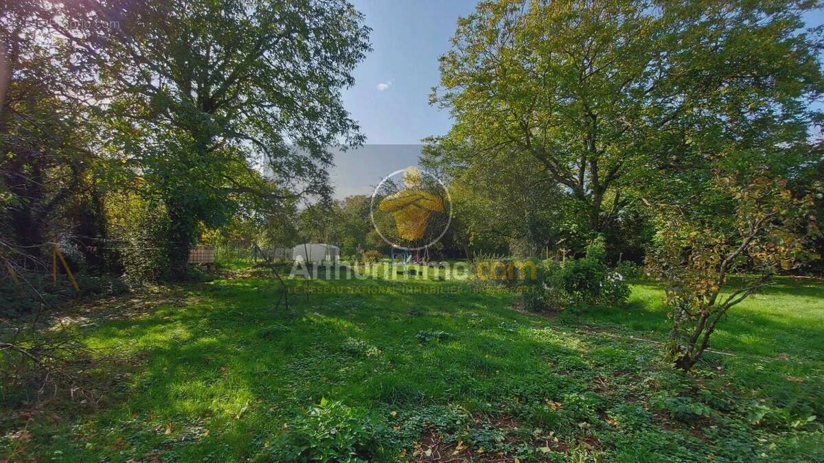 Terrain à PRESLES-EN-BRIE