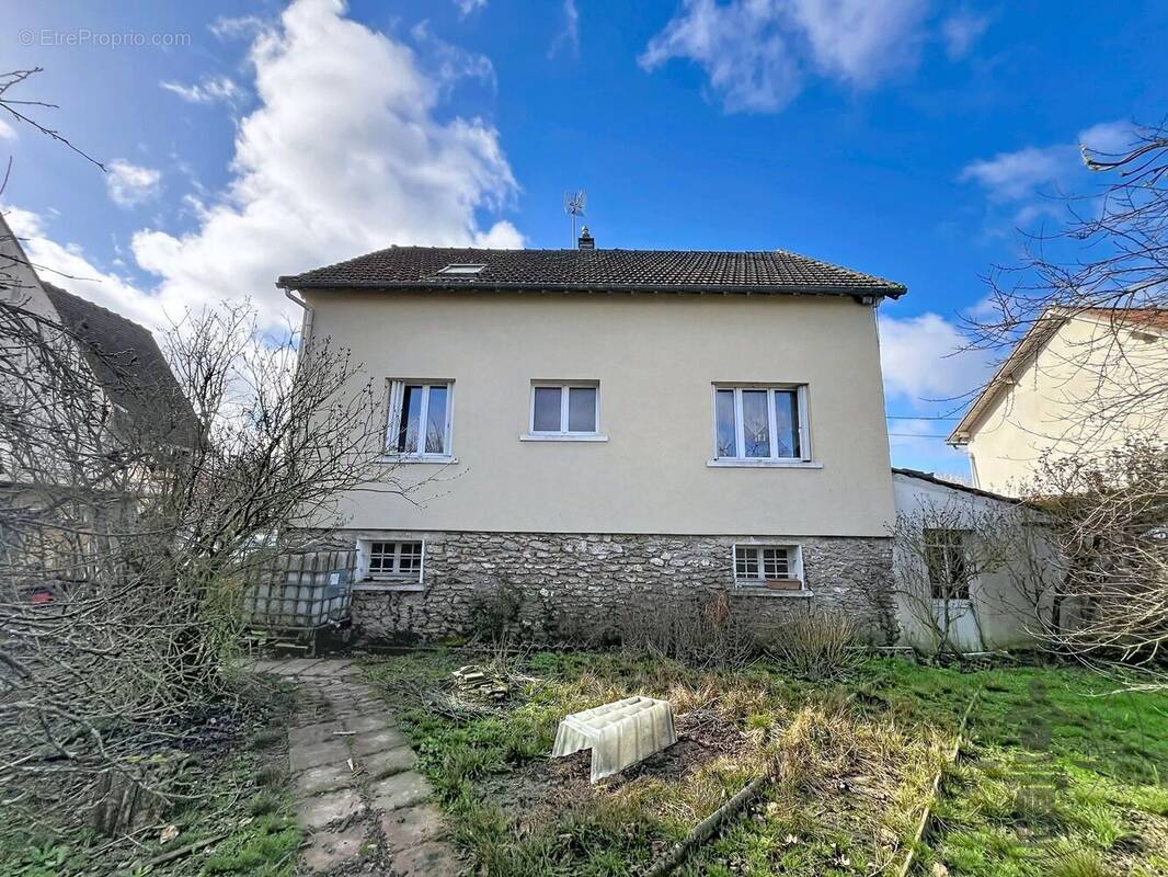 Maison à DOURDAN
