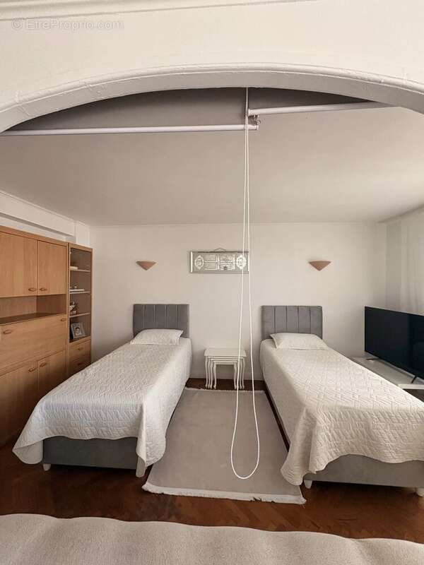 Appartement à MARSEILLE-2E