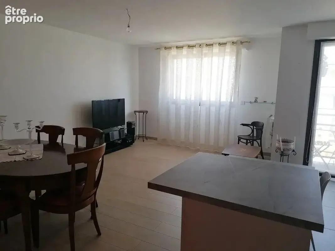 Appartement à AULNAY-SOUS-BOIS