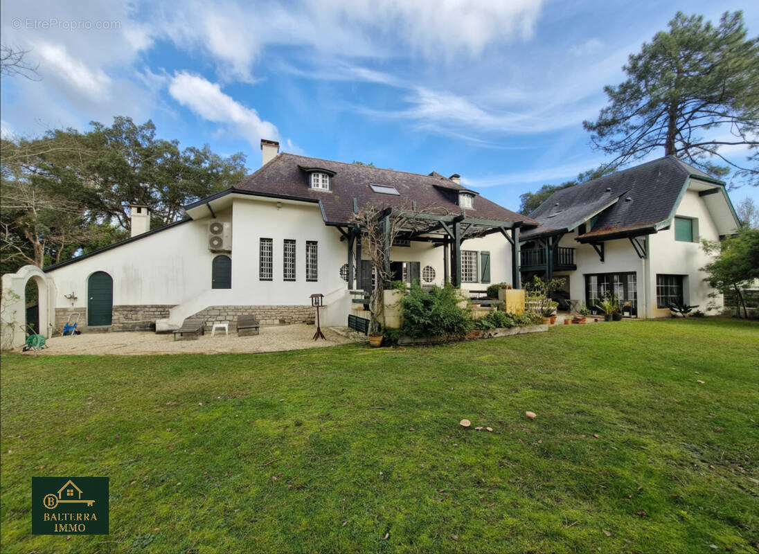 Élégante demeure des années 30 - Maison à HOSSEGOR