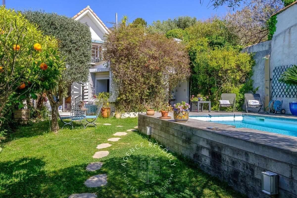 Maison à MARSEILLE-7E