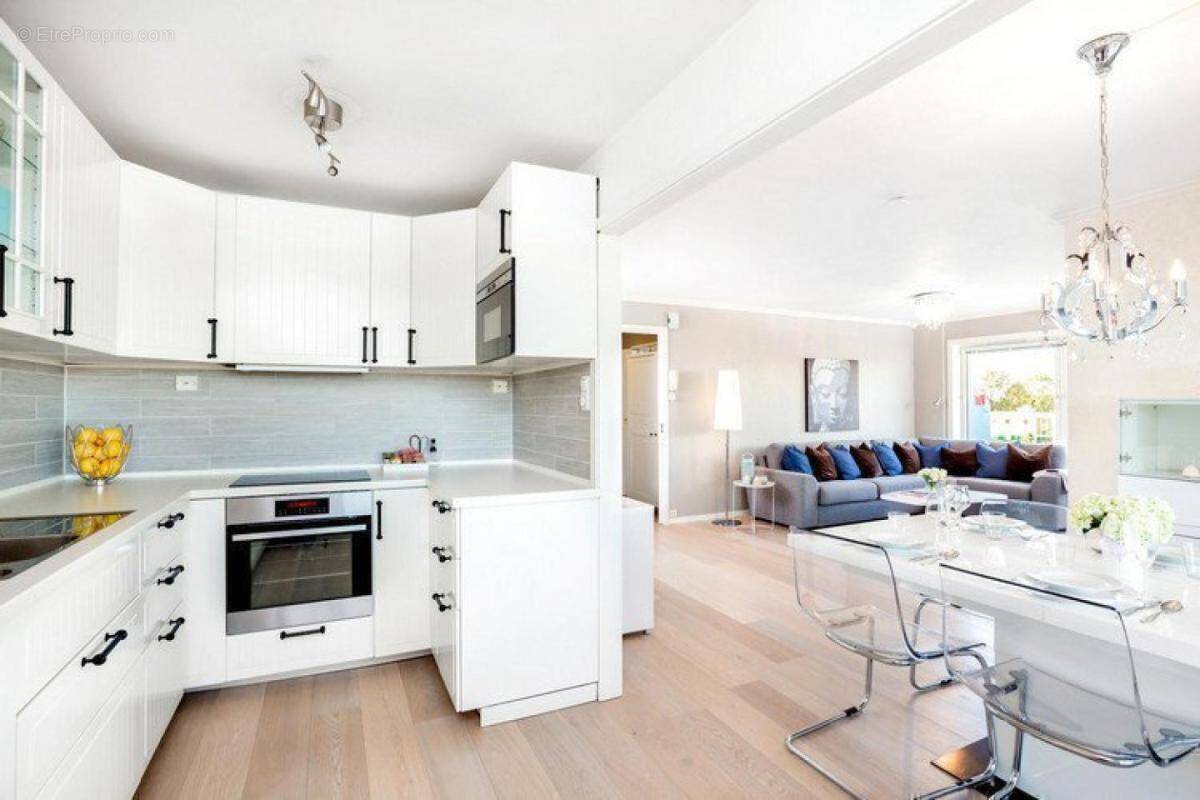 Appartement à ISSY-LES-MOULINEAUX