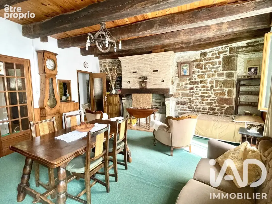 Photo 1 - Maison à PUYCELCI