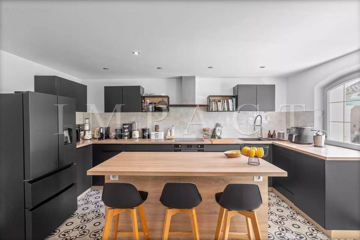 Maison à MOUANS-SARTOUX