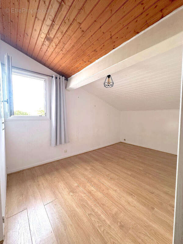 Appartement à VAUX-SUR-MER